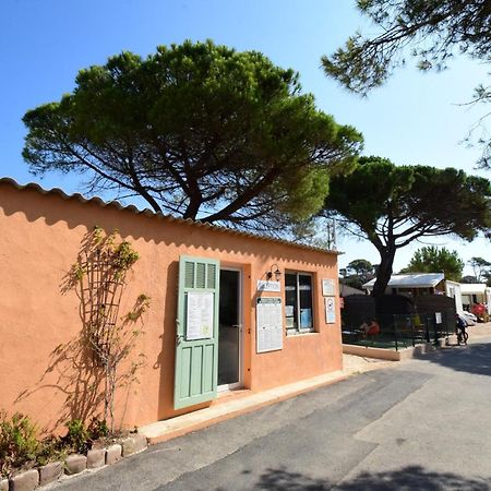 Camping La Bergerie Plage Hotel Hyeres Luaran gambar